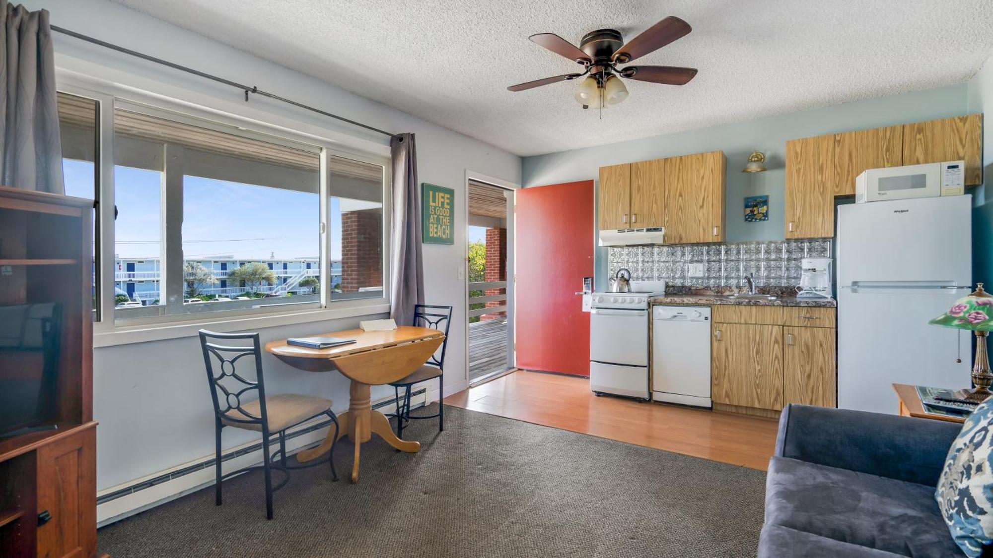 Montauk Oceanside Suites Bagian luar foto