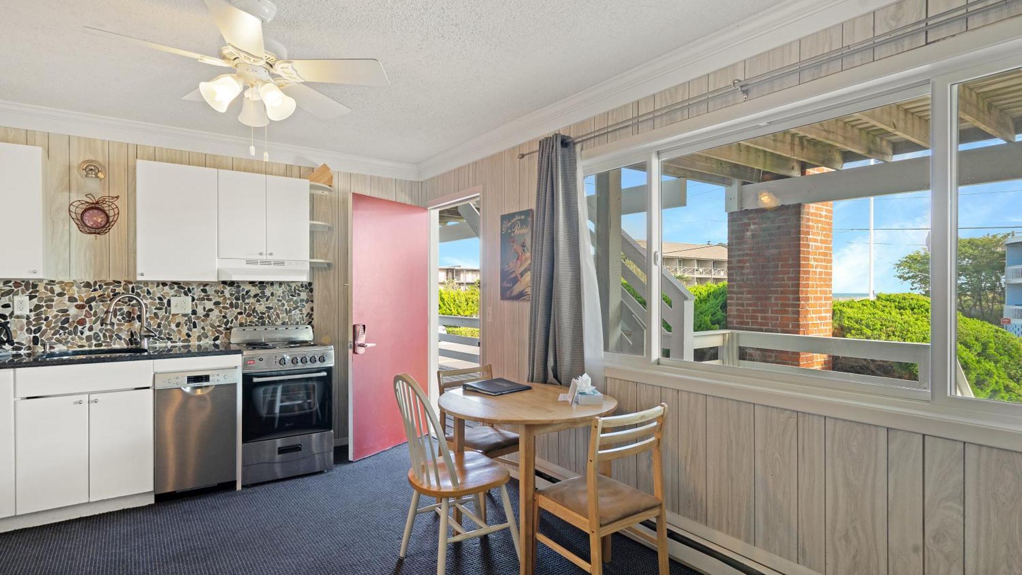 Montauk Oceanside Suites Bagian luar foto