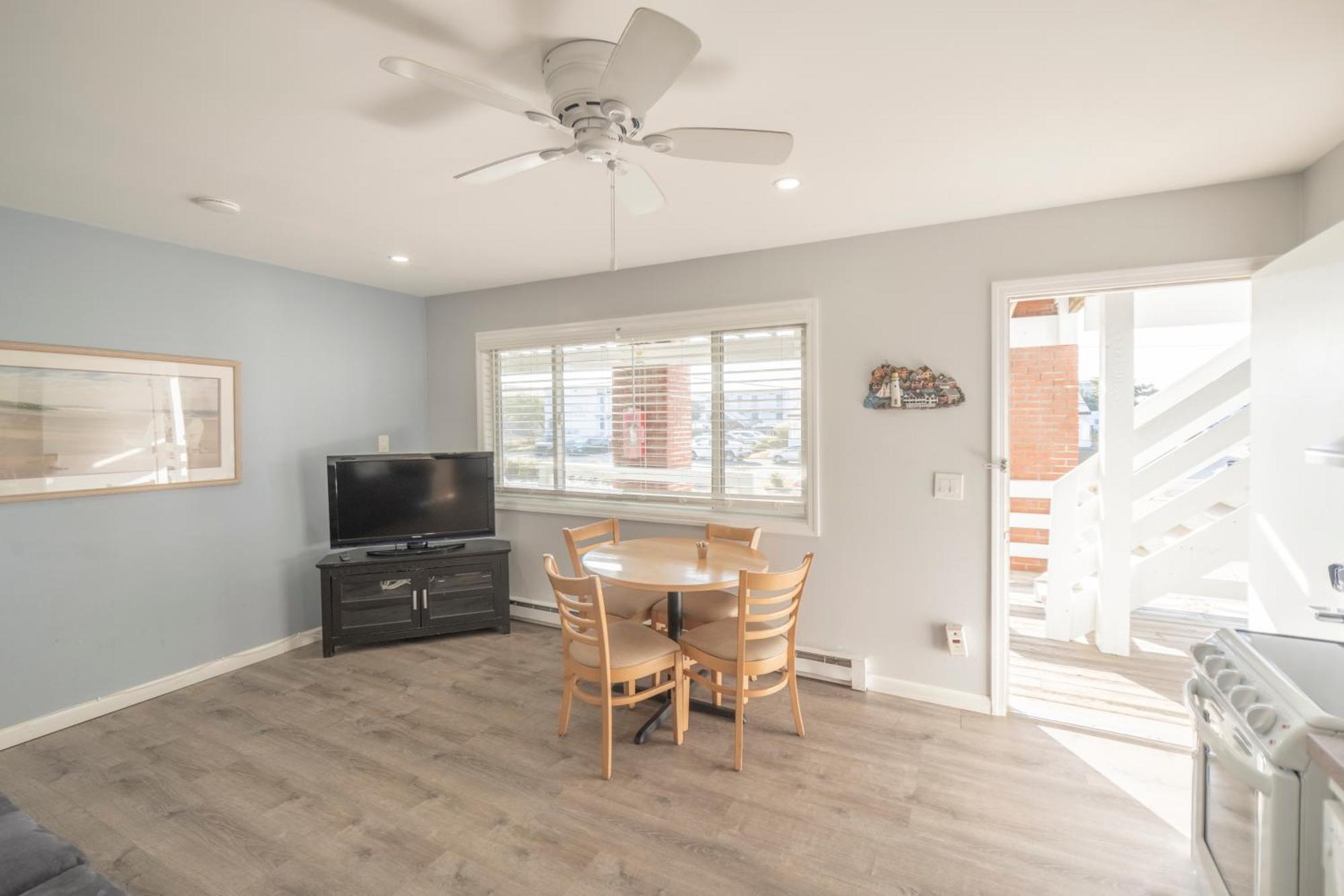 Montauk Oceanside Suites Bagian luar foto